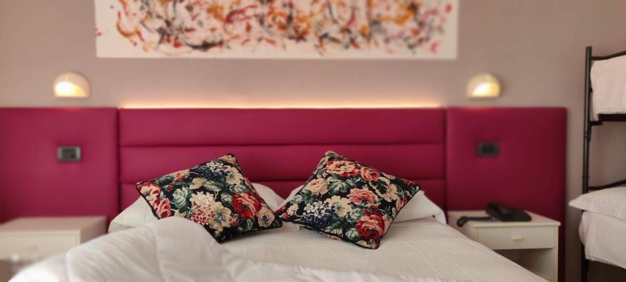 Hotel Villa Platani Riccione Zewnętrze zdjęcie